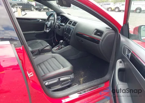 2016 Volkswagen Jetta 2.0T Gli Se z USA, uszkodzony, nr VIN 3VW4T7AJ5GM299529